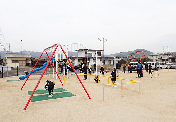 中須公園 開園除幕式